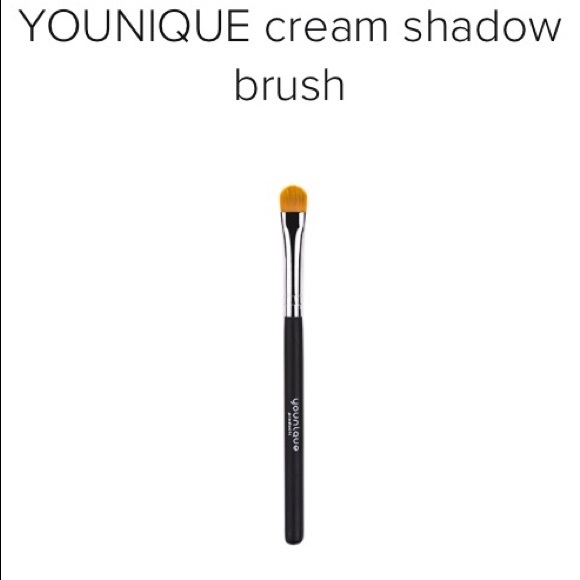 Younique Cream Shadow Makeup Brush New - Picture 3 of 4